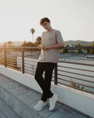 001.jpg