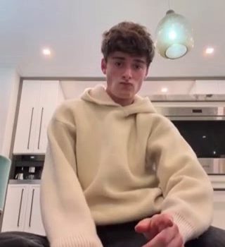 News/Photo/Video: Noah’s TikTok + Video [‘Back’] w/ Screen Captures